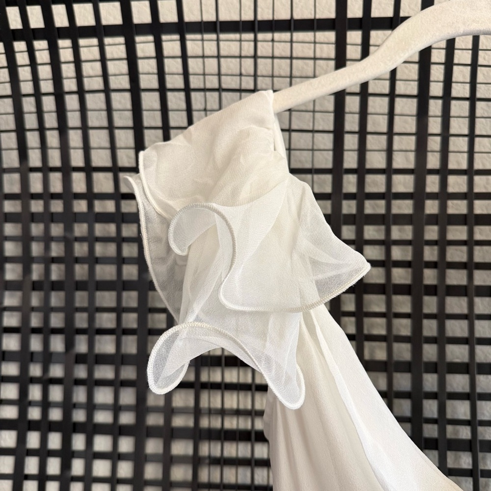 De La Vali Gaia maxi dress in Ivory Silk Chiffon - Picture 5 of 14
